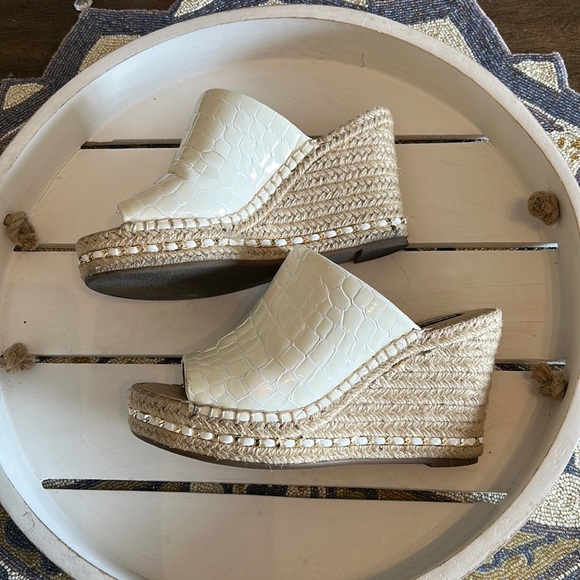 KARL LAGERFELD white espadrilles wedge sandals size 6 - Picture 3 of 10